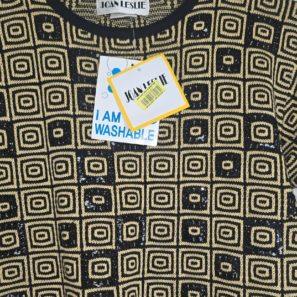 Jan Leslie Black and Gold Square Pattern Sweater - Picture 4 of 8